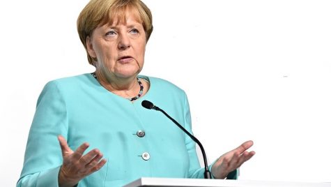 Angela Merkel: Nu este în interesul Germaniei să slăbească industria auto