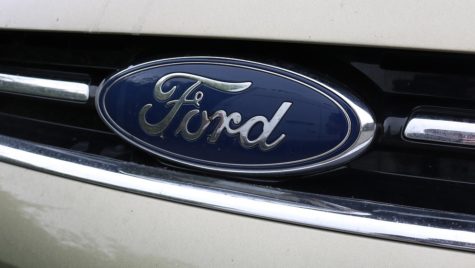 Ford și-a suspendat operațiunile în Rusia