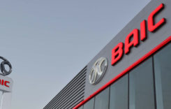 Chinezii de la BAIC preiau o participaţie de 5% la Daimler