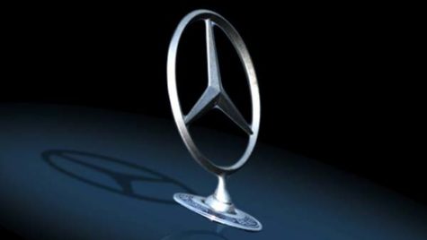 Daimler va deveni Mercedes-Benz; divizia de camioane va fi separată de cea de autoturisme