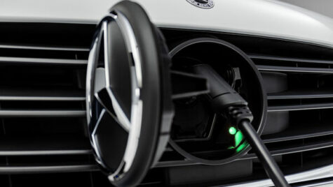Mercedes-Benz renunță la proiectul unei linii de producție pentru modele electrice high-end